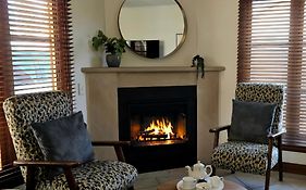 Sandstone Suites - In The Heart Of Port Fairy
